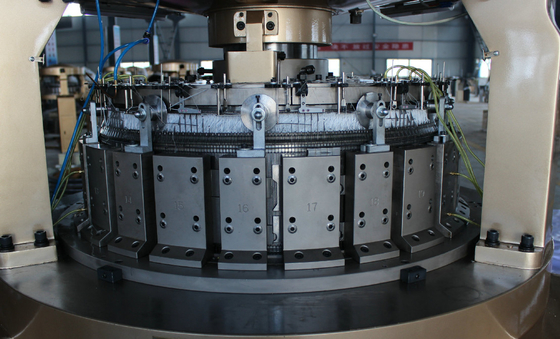 Industrielle HochgeschwindigkeitsRundstrickmaschinen für das Produzieren des Kiefern-Nadel-Samts